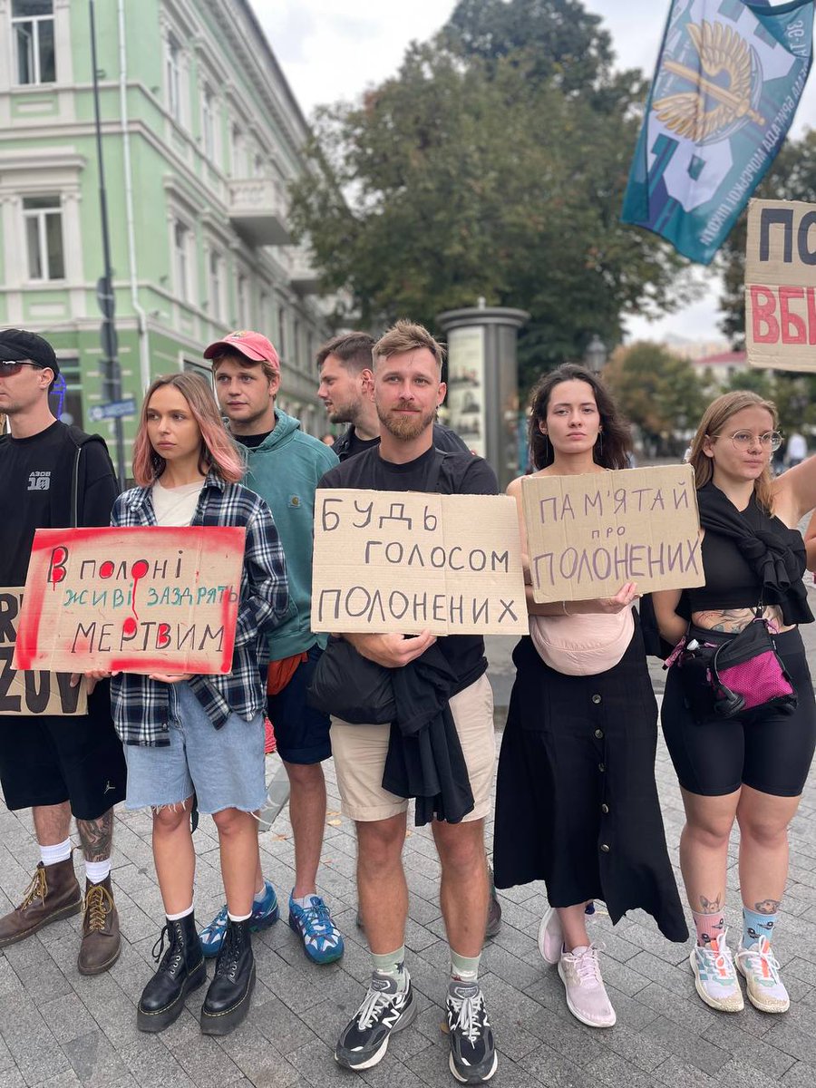 sp1lb3rg's tweet photo. Будьте їх голосом, будьте їхніми очима https://t.co/tbw1Qdlvev