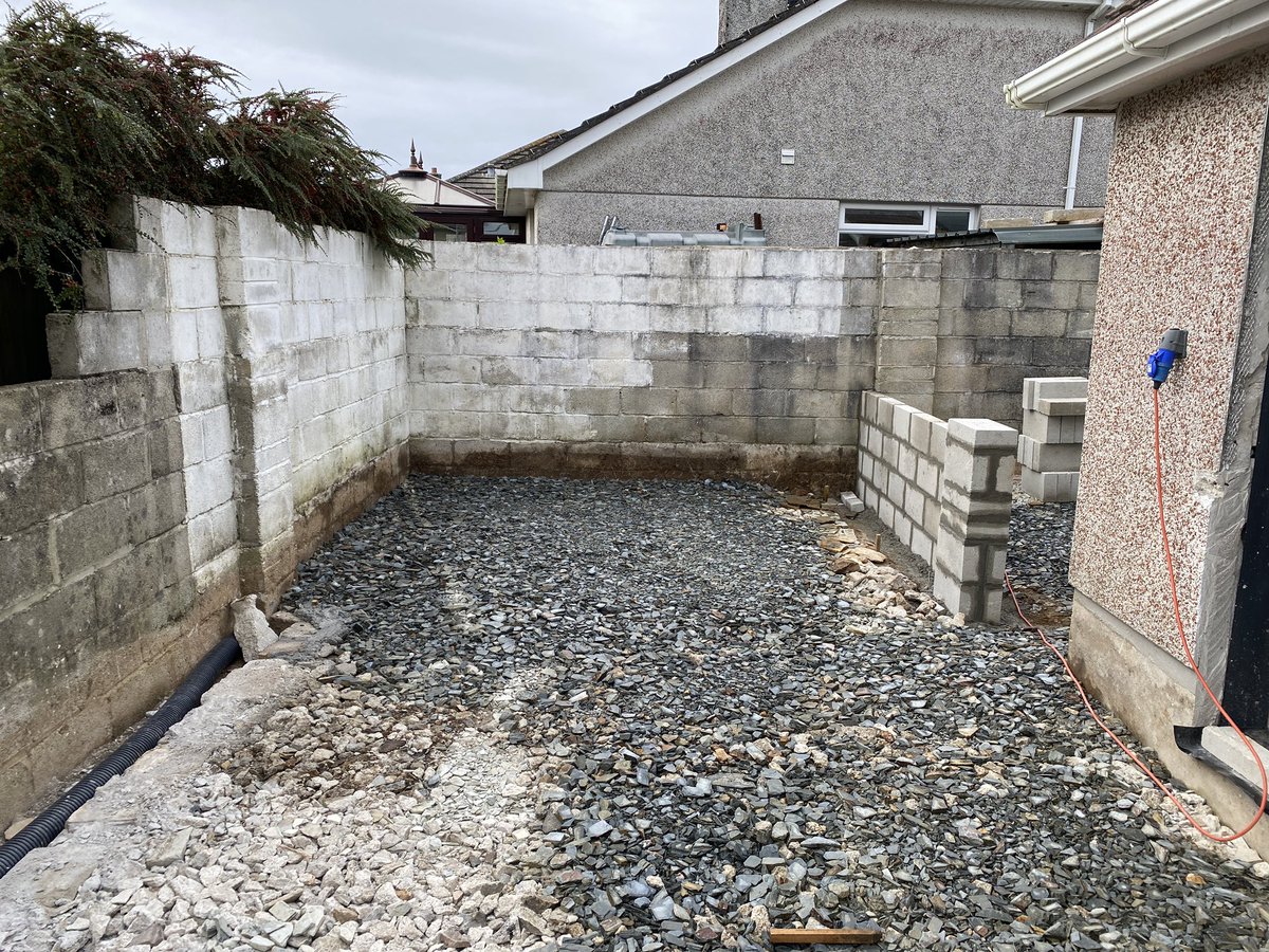 MarkSaltern's tweet photo. It’s been another busy weekend at RysHaven! Builder Dave putting the first coat of plaster around the window,hardcore compacted on most of the parking area &amp; garden, dividing wall started for covered seating area #freeaccommodation #cornwall #respite https://t.co/gjj241oMTn