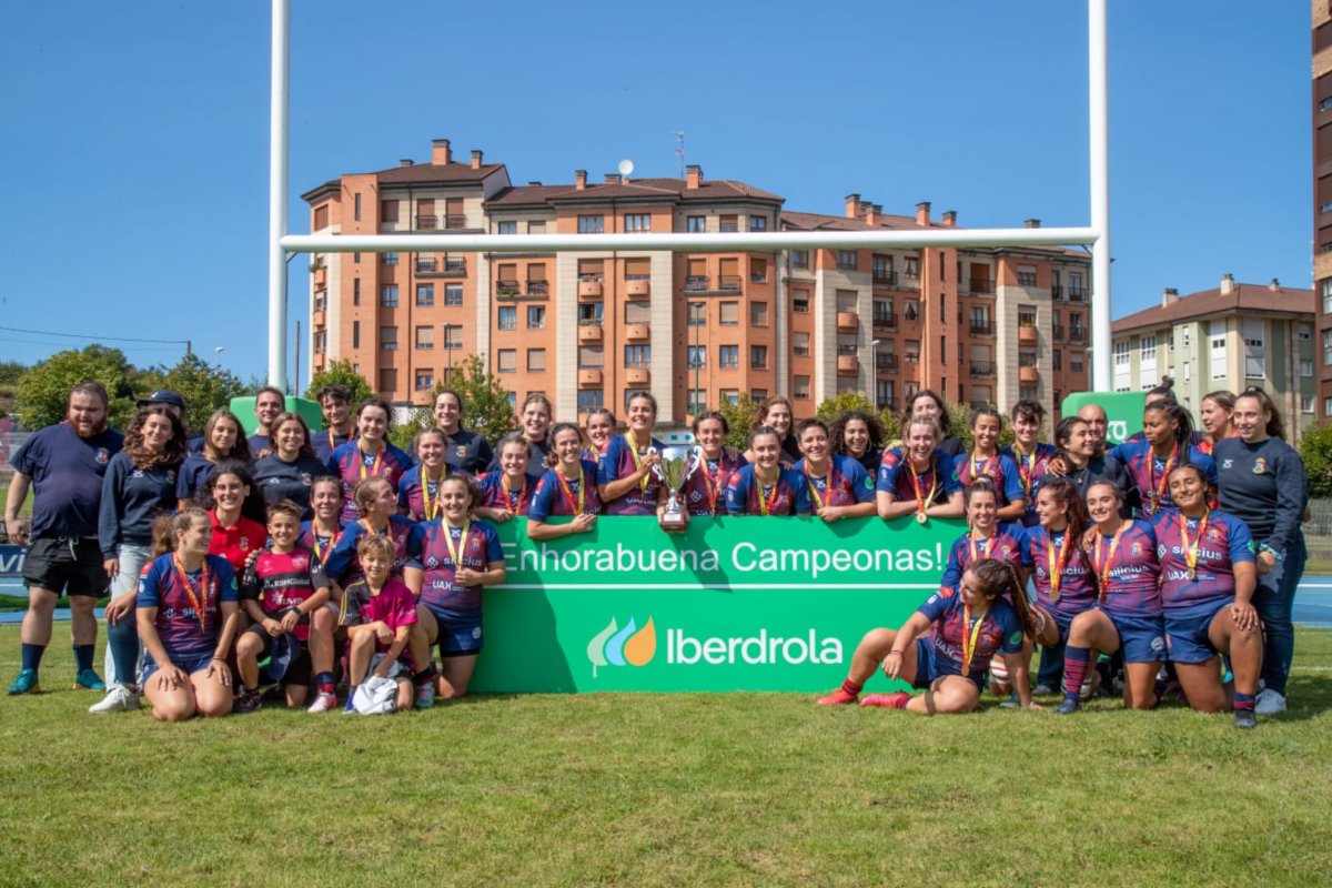 keru_19's tweet photo. Silicius Rugby Majadahonda consigue su tercera Supercopa Iberdrola consecutiva https://t.co/FqXelHRjjx https://t.co/hXBSMLw1FL