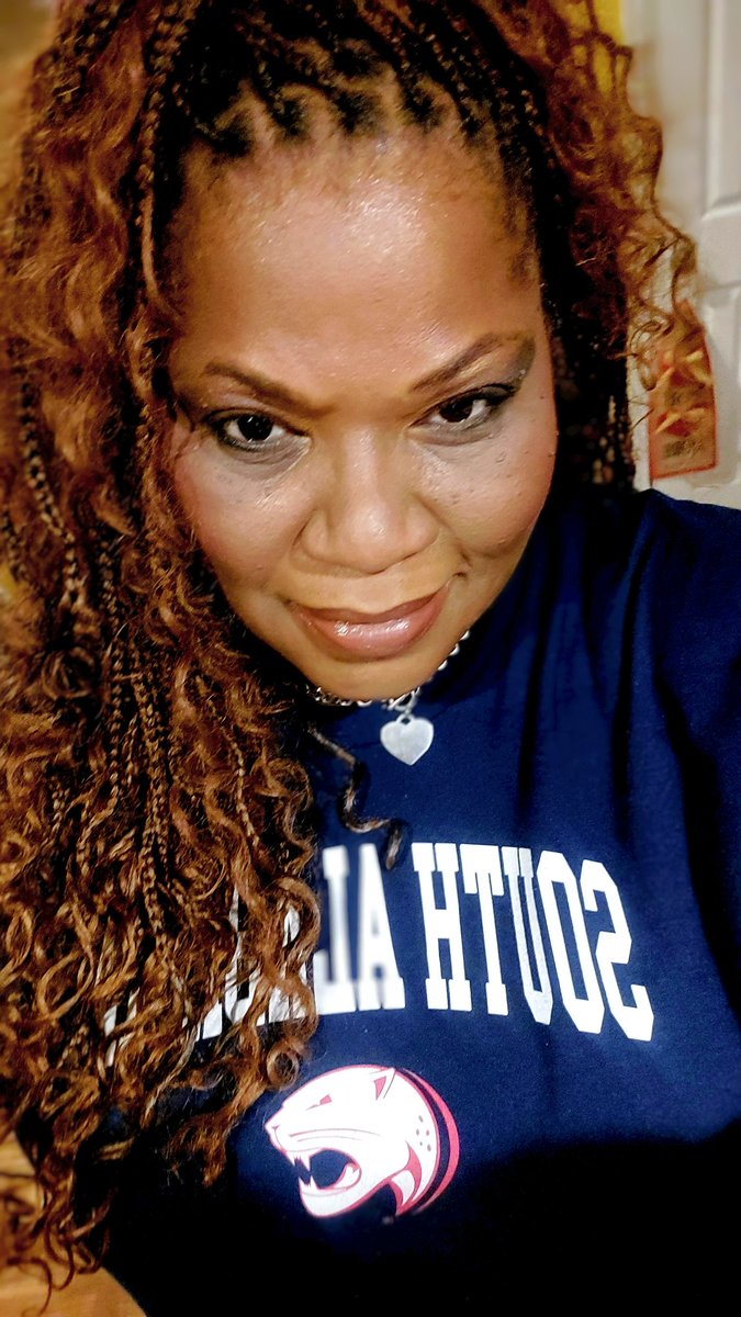 DrYolandaSnipes's tweet image. I am honored the way God is ordering my steps even through storms of fire...I never come out smelling like smoke. #blessed #honored #compasses #love #passion #purpose