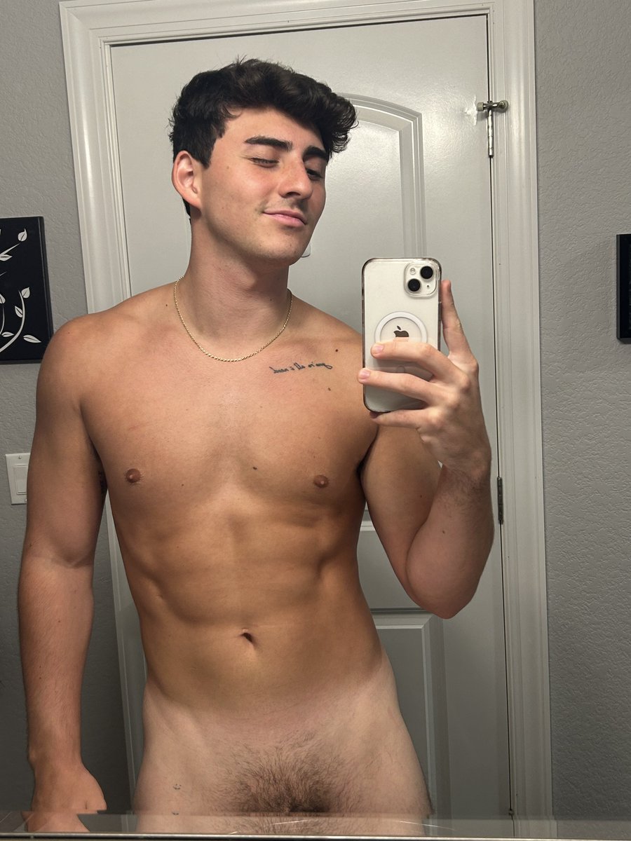 should i move the camera down a bit?
onlyfans.com/masondom8/c12