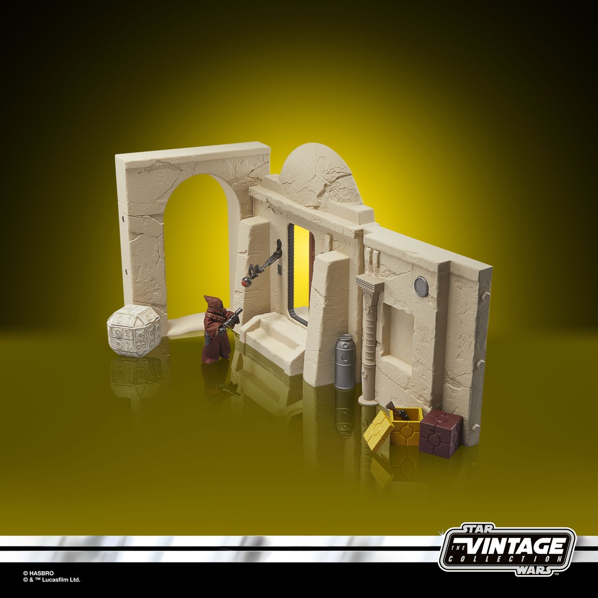 litlgeeks's tweet image. @Hasbro #StarWars Brand Team let loose all the #Bacta on us at #HasbroPulseCon2024 #Reveals #theblackseries #xizor #dagagera #commandodroid #vintagecollection #clonetrooper #indara #anakin #luke #armorer