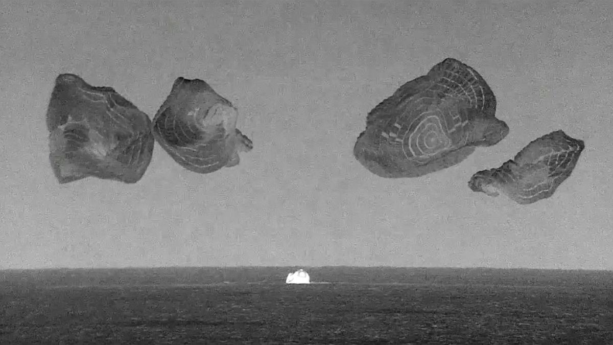 euronews's tweet photo. Billionaire spacewalker returns to Earth in SpaceX capsule https://t.co/ntd4LW936u https://t.co/JW9ktRsCgL