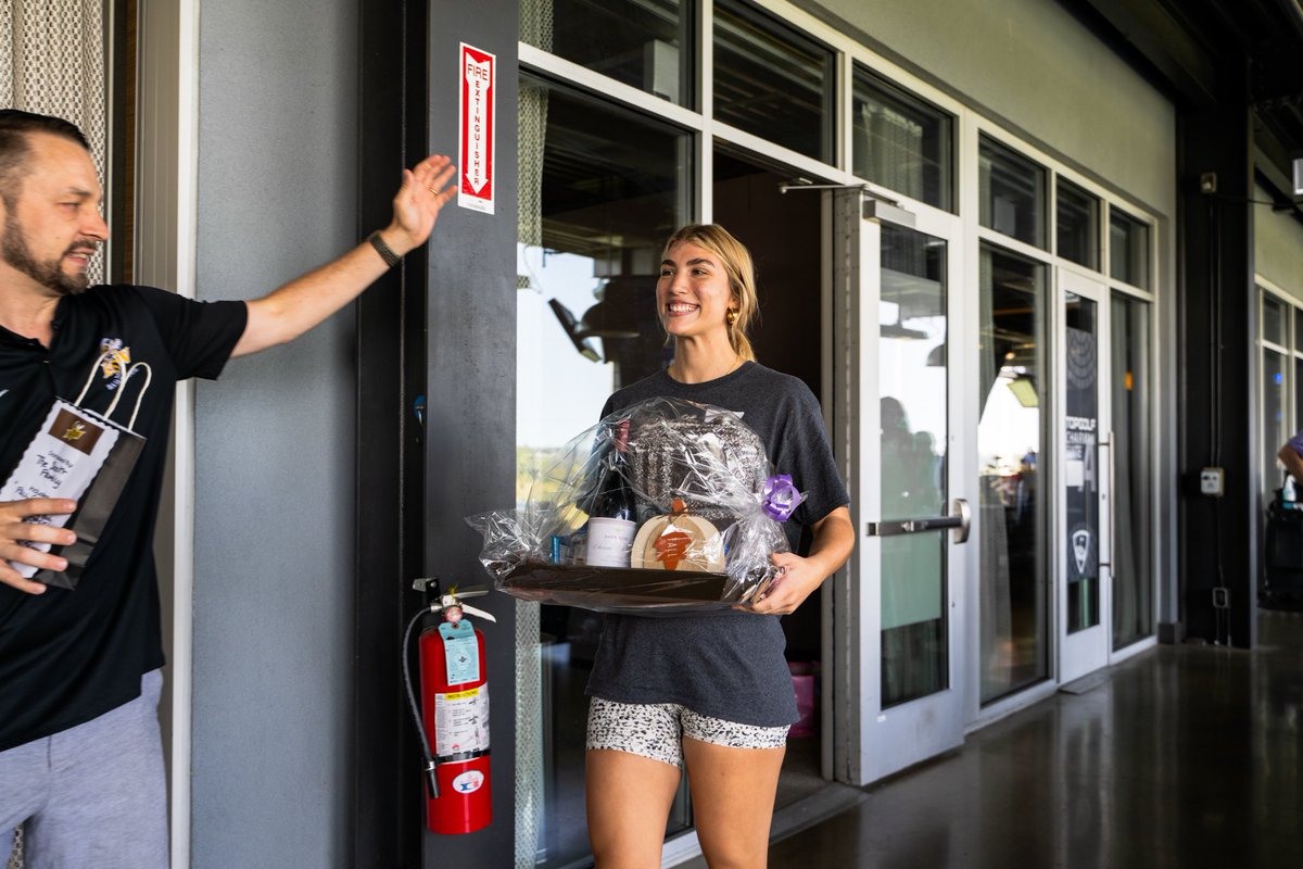 Thank you to everyone who helped make our Top Golf event a great success! ⛳️🏀

Mic’d up content 🔜🎙️

#DMFT