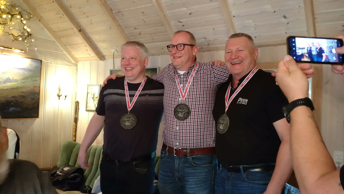 A succesfull general meeting for the Nordic Shooting Region hosted by the Faroese Shooting Federation 👏

📸 Skjótisamband Føroya

skot.fo/2024/09/12/vae…