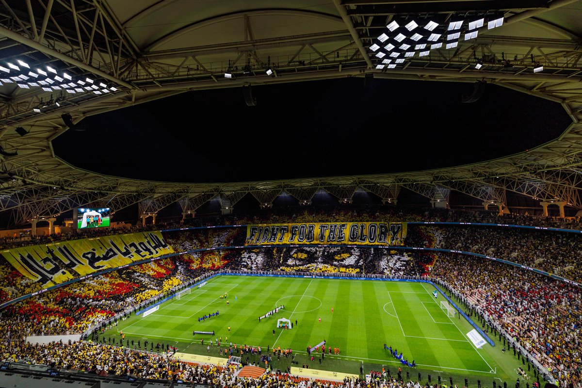 ittihad's tweet image. 📸| اللي جمعنا حـب غالي .. لغــالي 💛
#الاتحاد_الوحدة