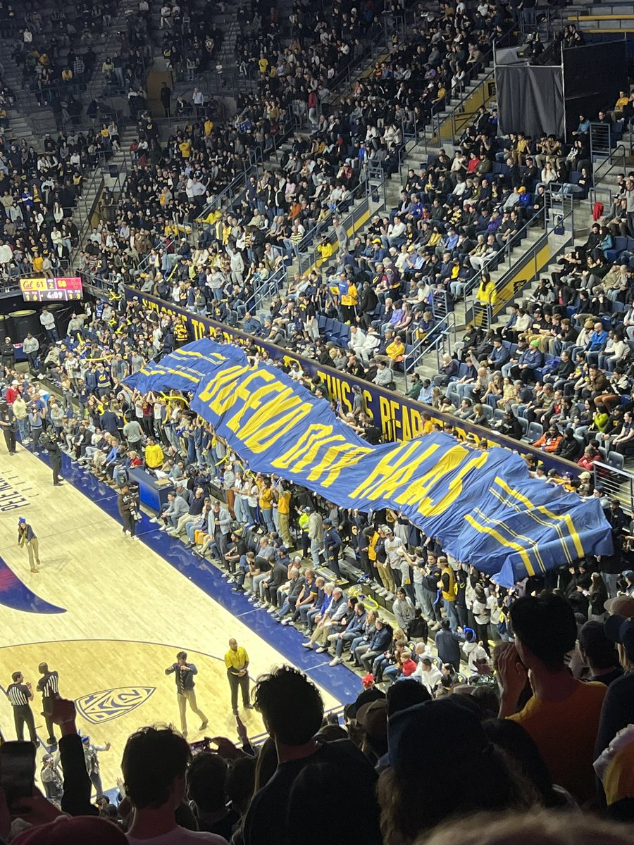 _abelanguiano's tweet photo. Speaking of Cal, school is still my priority. A new grad date of Fall 2025, a double major, and endless nights doing my readings. And I taught my own class alongside my friends at Cal about ATLA. 🐻 missing Cal football season hurts 💔💙💛 https://t.co/MK6w4JAhuE