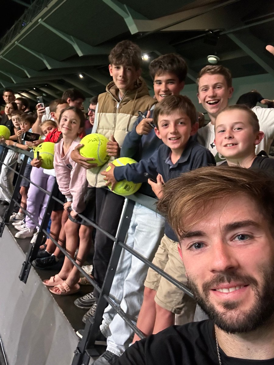 Le selfie du vainqueur 2024 📸

Jacob FEARNLEY 😁

<a href="/ATPChallenger/">ATP Challenger Tour</a> 

#OpenBlotRennes #ATPChallenger