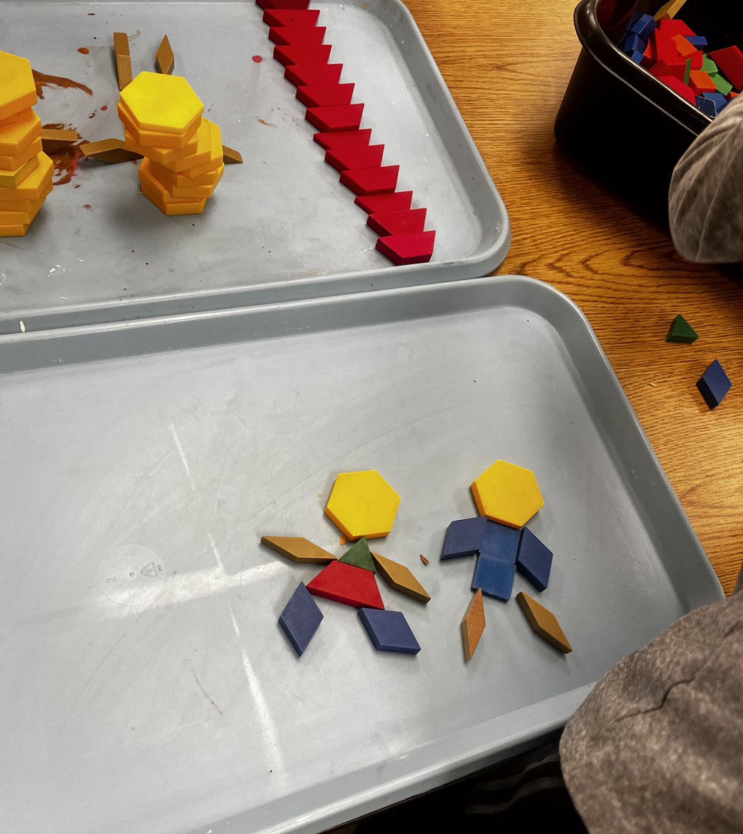 MrsHolmesFACSEd's tweet photo. When creative learning takes place @GABChamps in Mr. Folden’s  kindergarten class! Can you guess what these CHAMPS created with their magnetic shapes? #creativelearning  #1 @GABChamps https://t.co/SV9chSPSJD