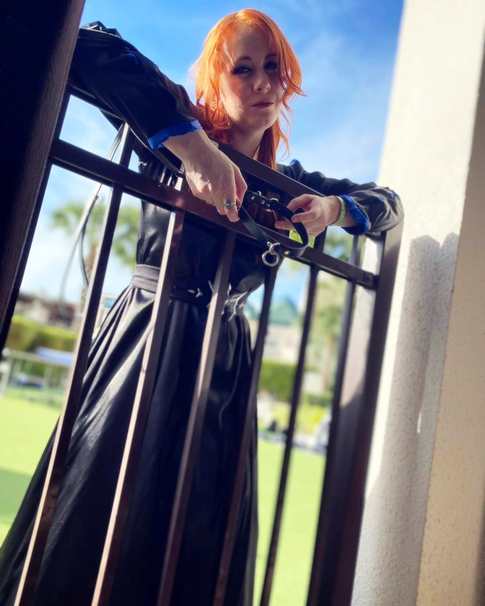 polychromaticos's tweet photo. "I have no interest in faith. Faith makes for terrible diplomacy."
--
Photo by @shortcake_bunn
Belt and accessories by fdcosplaystudio
Dress pattern by MadeWithMaridah
--
#lenore #lenorecosplay #castlevania #castlevaniacosplay #cosplay https://t.co/EwEMD3fQPG