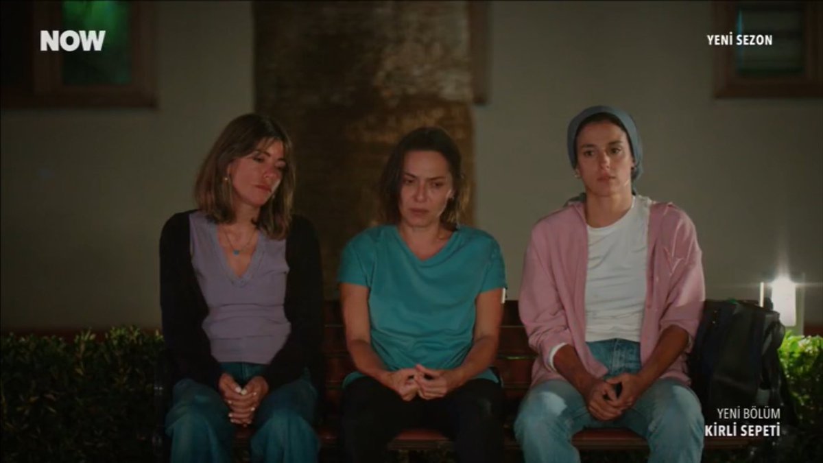 Bacılarımla mahvolan hayatımızı sorguluyoruzdur #kirlisepeti