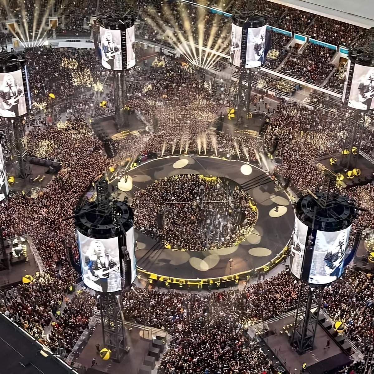 Metallicolombia's tweet photo. ¡A 8 DÍAS DEL SHOW 2 DE METALLICA EN CIUDAD DE MÉXICO! 🇲🇽
¿Estamos listos?
#Metallicolombia #Metallica #MetInMexico https://t.co/r0Jacrnxkk