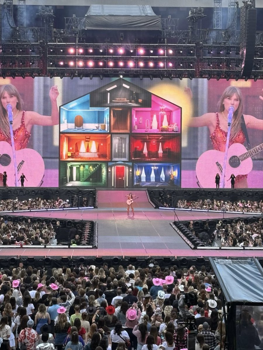 MarieWilbraham's tweet photo. I LOVE TAYLOR SWIFT 🫶🏼 https://t.co/iaovLAwaaf