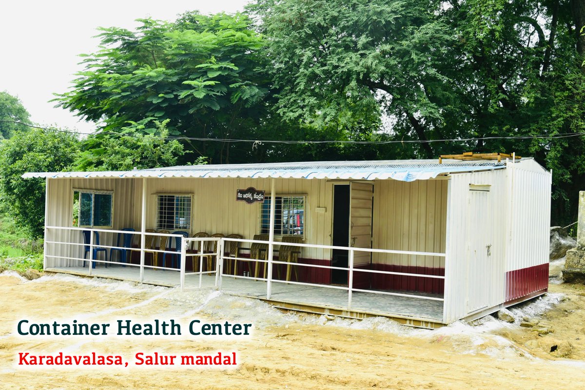 collectormanyam's tweet photo. The Dist Collector visited #Karadavalasa, a hilltop tribal habitation in Salur mandal, and inspected the #ContainerHealthCenter, #TribalHealthCenter & #Anganwadi Center.
He highlighted #containerhospital's role in providing #healthcare & reducing stretcher transport needs. https://t.co/Eb8SOQ8ej6