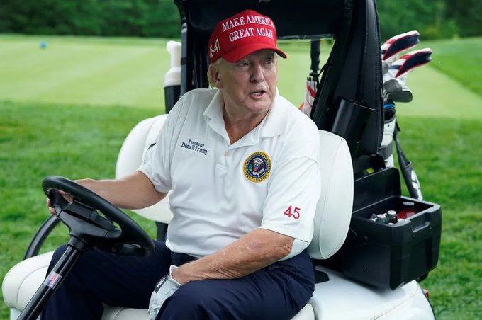 Trump on Golf Course