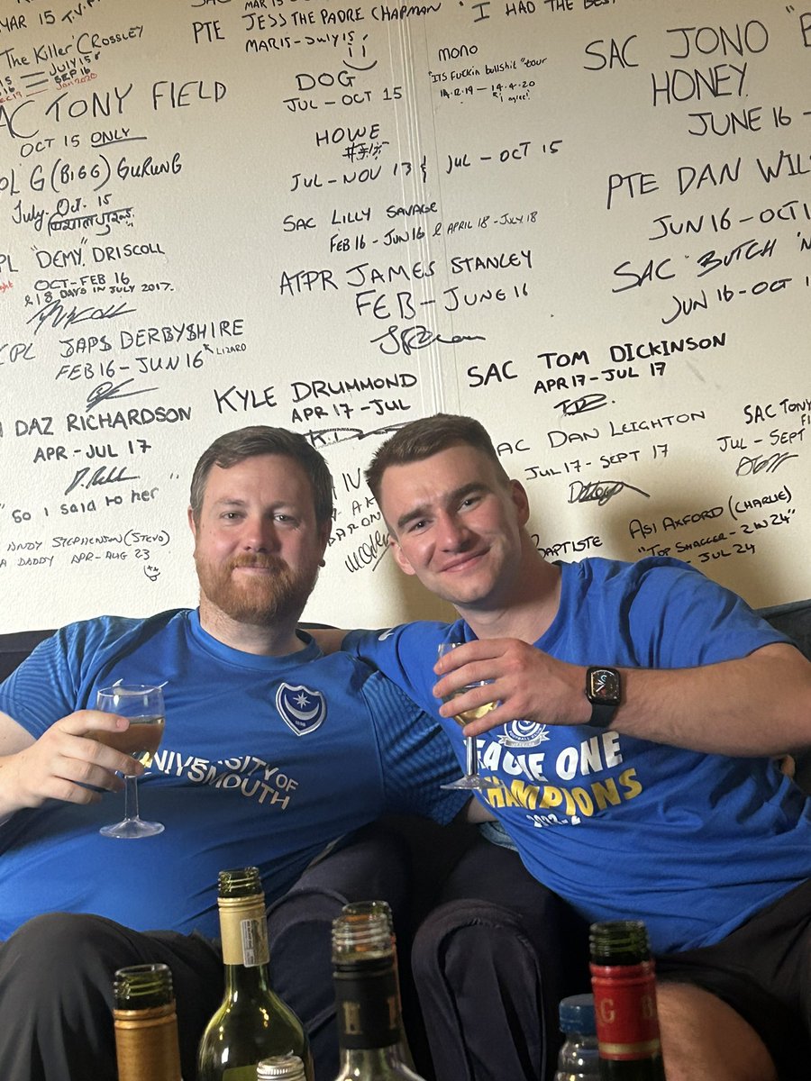 ryan_crompton97's tweet photo. @peckham65Grant @PompeyPedro Dj and athlete are still going strong, win or lose on the booze💙 https://t.co/M8VcC0aVWU