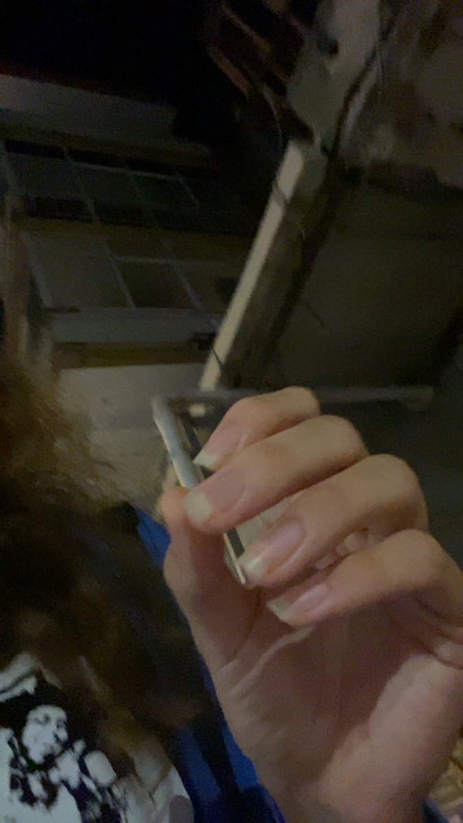 Apartmandaki cocukla dis kapida kaldim testooo kokuyo hetero gibi off yetoo