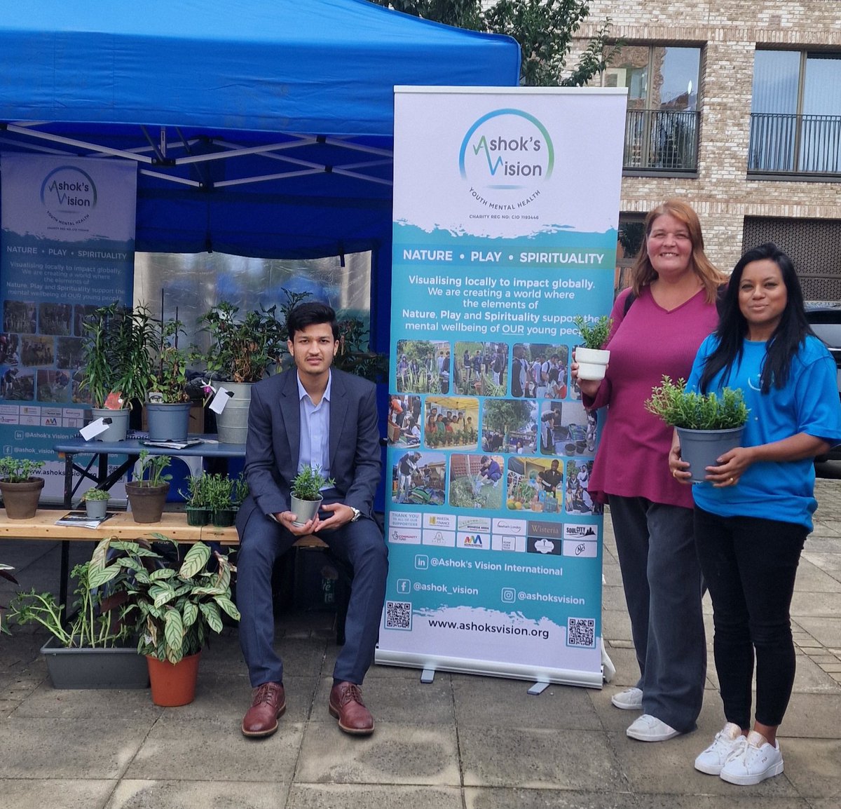 Blossom Young tweet media