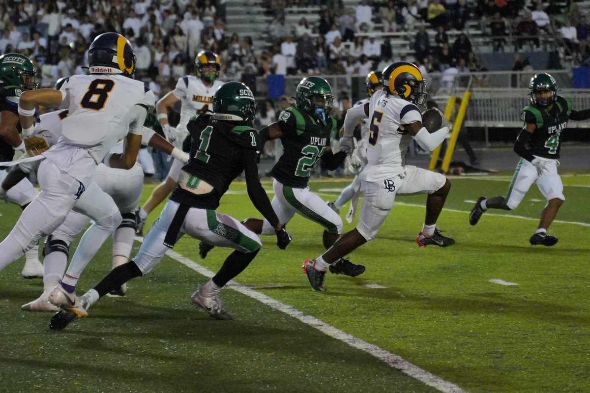 XavierJones007's tweet photo. Amazing win this past Friday against Upland wanna give all praises to my O-Line and Wr’s blocks being the guys they are. 9 carries for 133 yards 2TD🏁 @judenelson88 @ethannaudin18 @KaponoMao @Wishonjessie_ @BrandenMeza_ @Hegeduskade @MakiStewart3 @MillikanHSFB @RepMax_io https://t.co/G4lQycOSIv