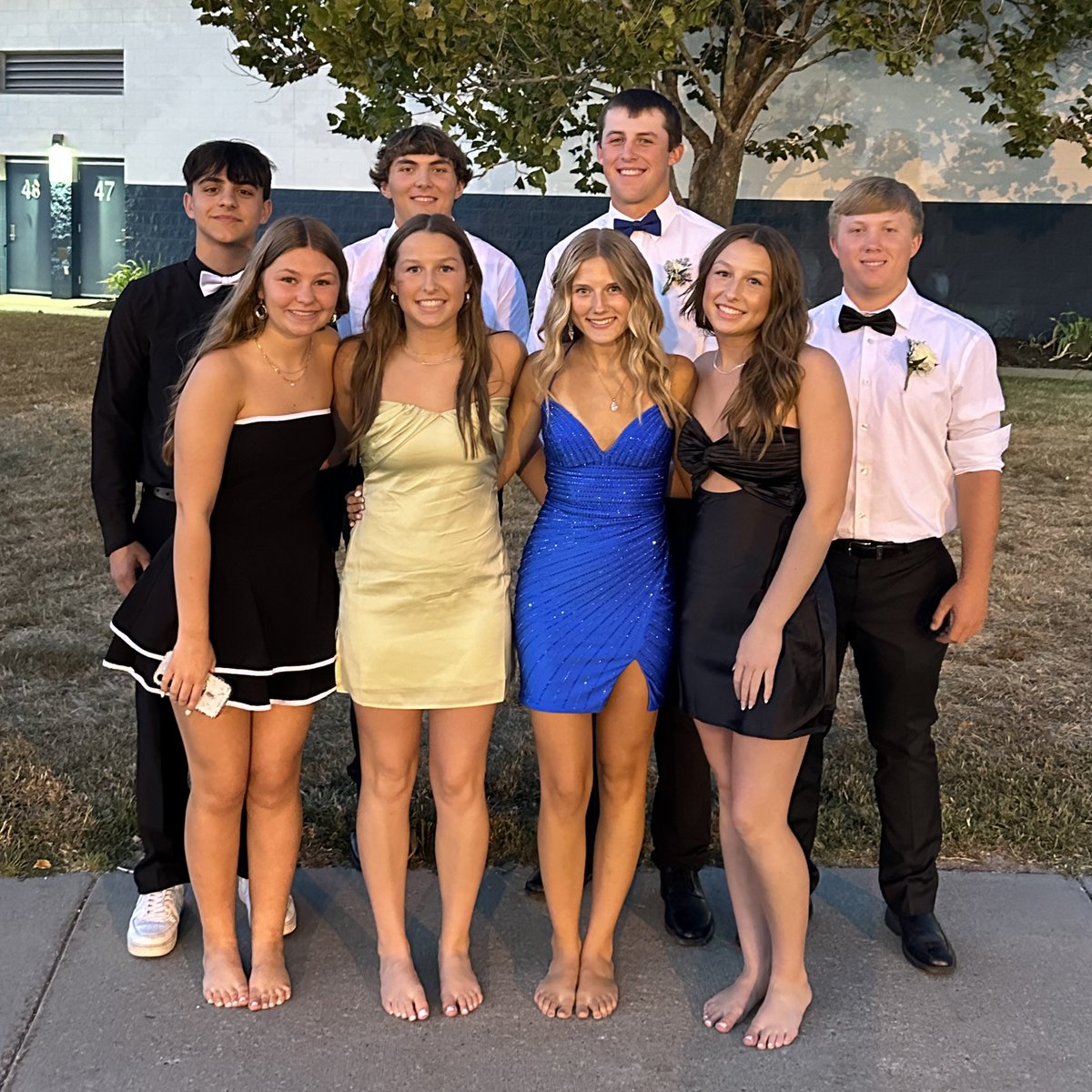 SuperHalv's tweet photo. Our students were all dressed up and ready to enjoy the Homecoming Dance.
#PHSHomecoming2024 https://t.co/fxo0yxUbPH