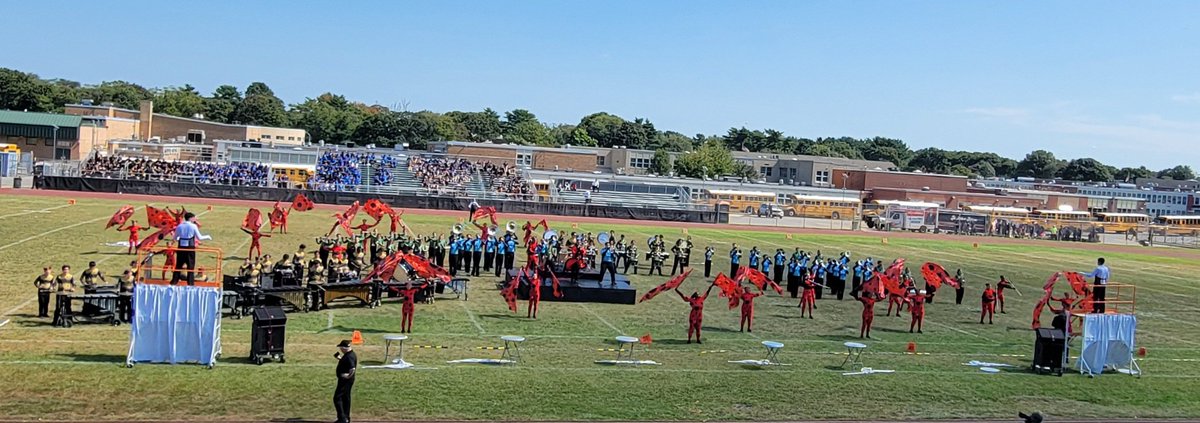 Congratulations to Mineola Marching Band on their first competition of the season with a score of 75.5. #MineolaProud <a href="/mineolahs/">Mineola High School</a> <a href="/MineolaUFSD/">Mineola UFSD</a>