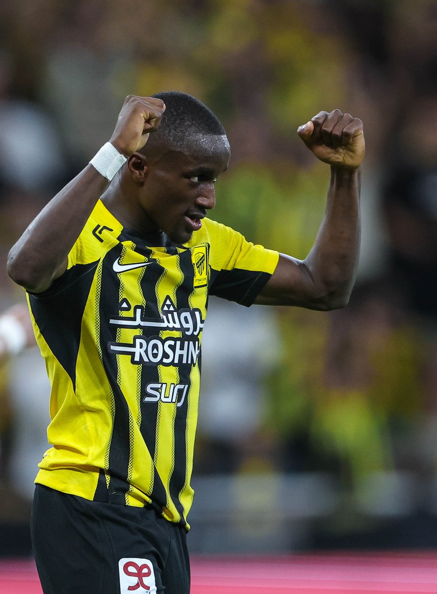ittihad's tweet photo. قـوة عظيمة يا اتحـادي 🖤💛💪 https://t.co/YeeT81GcCv