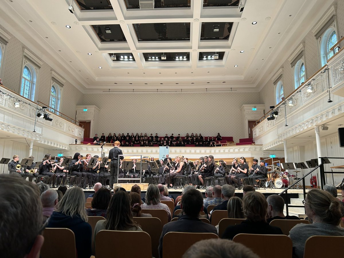 MrsRobCheyne's tweet image. A lovely afternoon spent at the @wssotrust  concert! Congrats to all involved and a special well done to LHS pupils Jennifer and Adam! 🎉 👏🏼