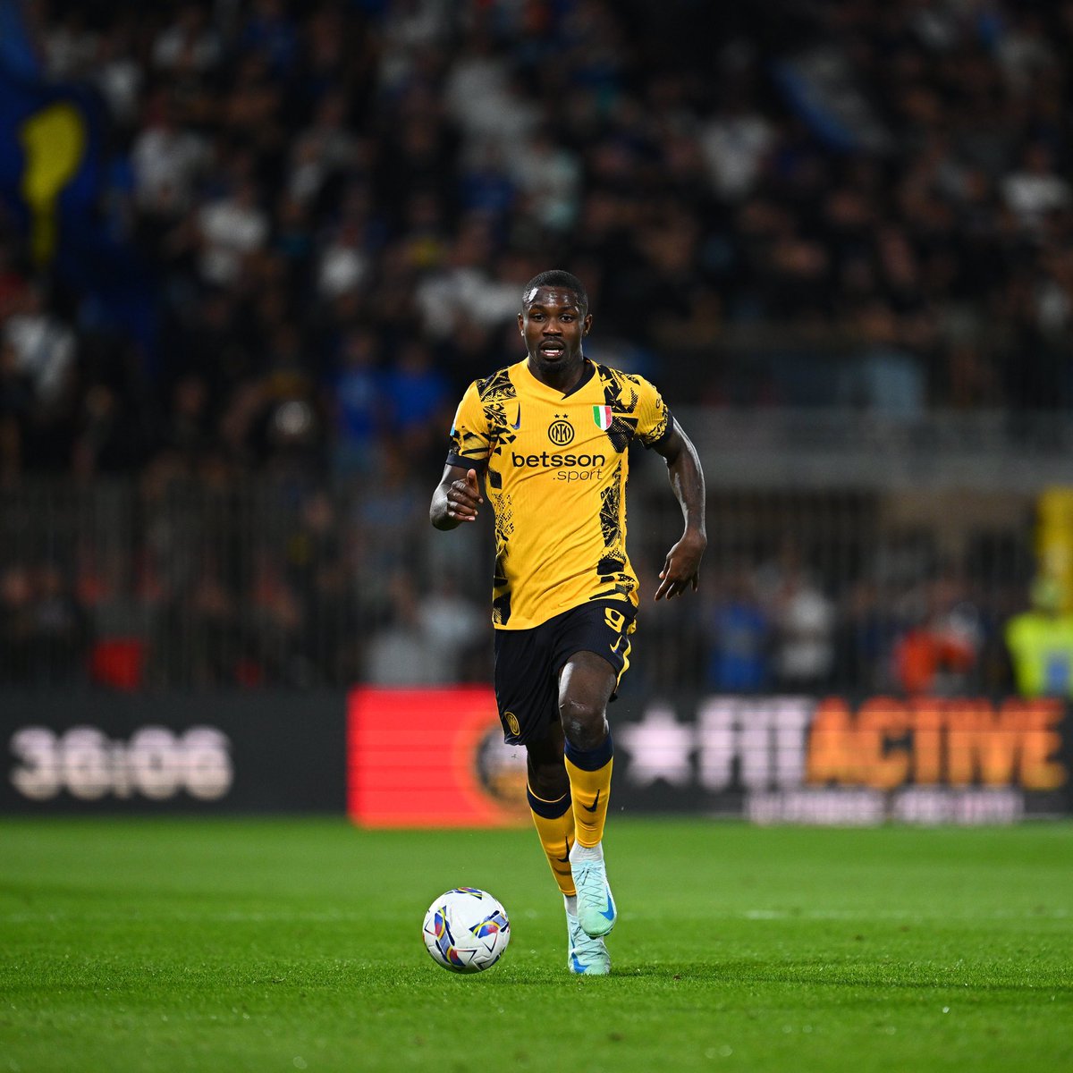 formakultur's tweet image. Sarı forma sahada. #IMInter