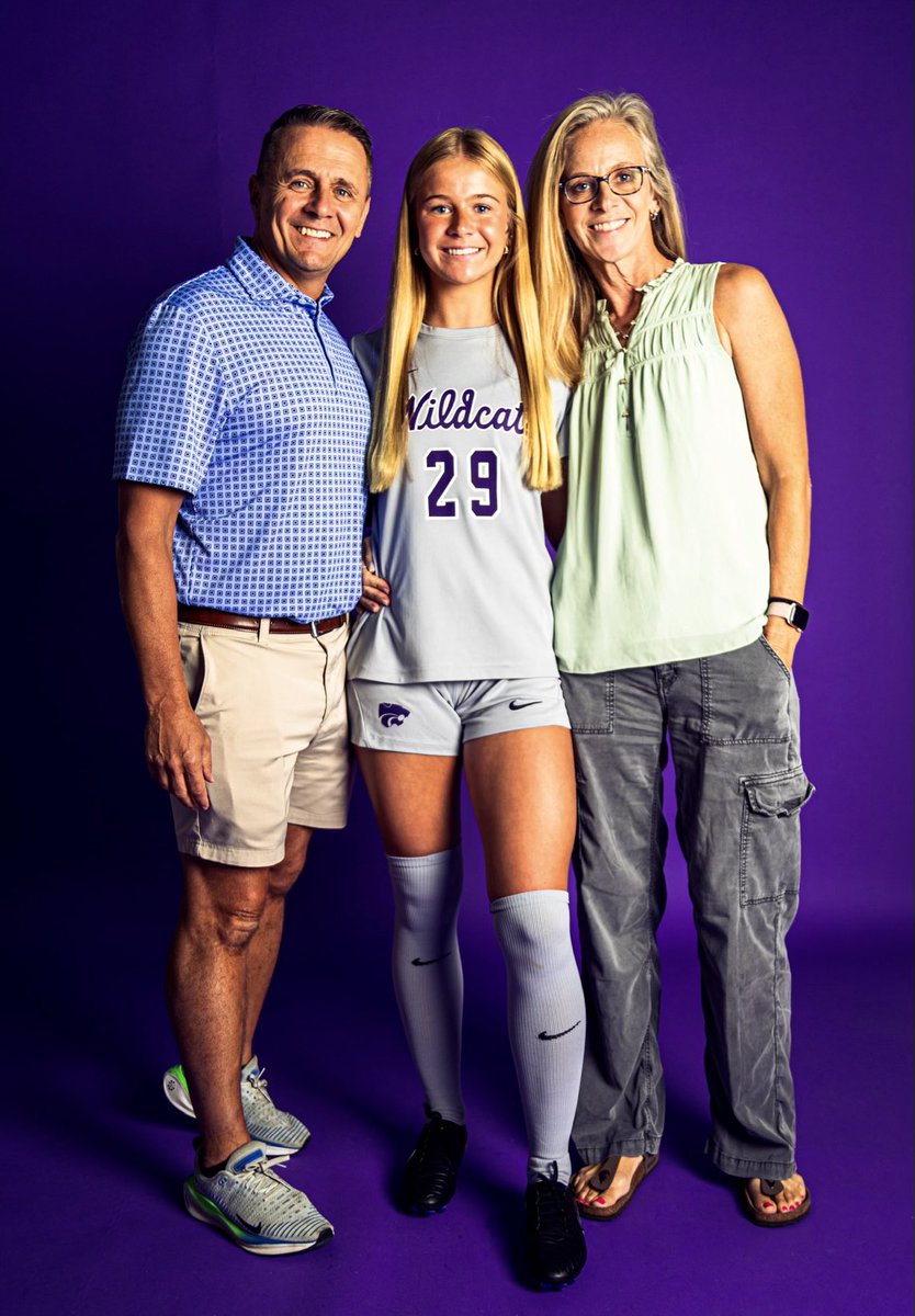 I am so unbelievably excited to announce my verbal commitment to continue my athletic and academic career playing Division 1 soccer at Kansas State University!! I am so thrilled for the opportunity to become a part of the K-State family. 

Most of all I want to thank my amazing