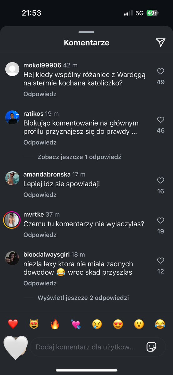nana070331's tweet photo. lexy zablokowała możliwość komentowania na głównym koncie ale na „prywatnym” już jest wysyp komentarzy na temat filmu boxdela
#lexy #boxdel #pandoragate2 https://t.co/BEu3a8ZZPX