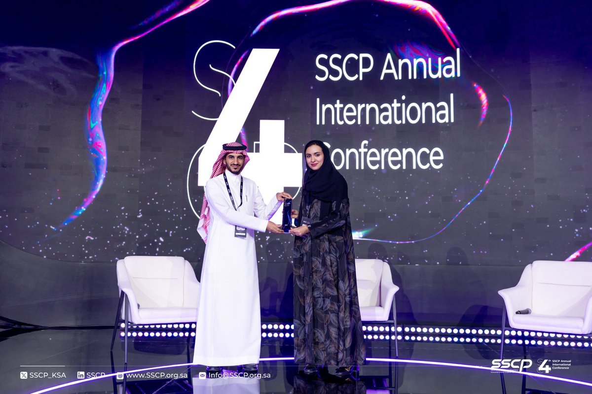 سعدت بالمشاركة كعضو في اللجنة العلمية والتحدث وتقييم المسابقة الإكلينيكية للمؤتمر الاستثنائي الرابع للجمعية السعودية للصيدلة الإكلينيكية. أبارك لرئيس الجمعية سعادة الأستاذ الدكتور أحمد الجديع <a href="/aljedai/">Ahmed Aljedai</a> النجاح المبهر للمؤتمر وكذلك للدكتور محمد الأعوجي <a href="/Malawagi/">Mohammad Alawagi</a>  والدكتور تركي بن