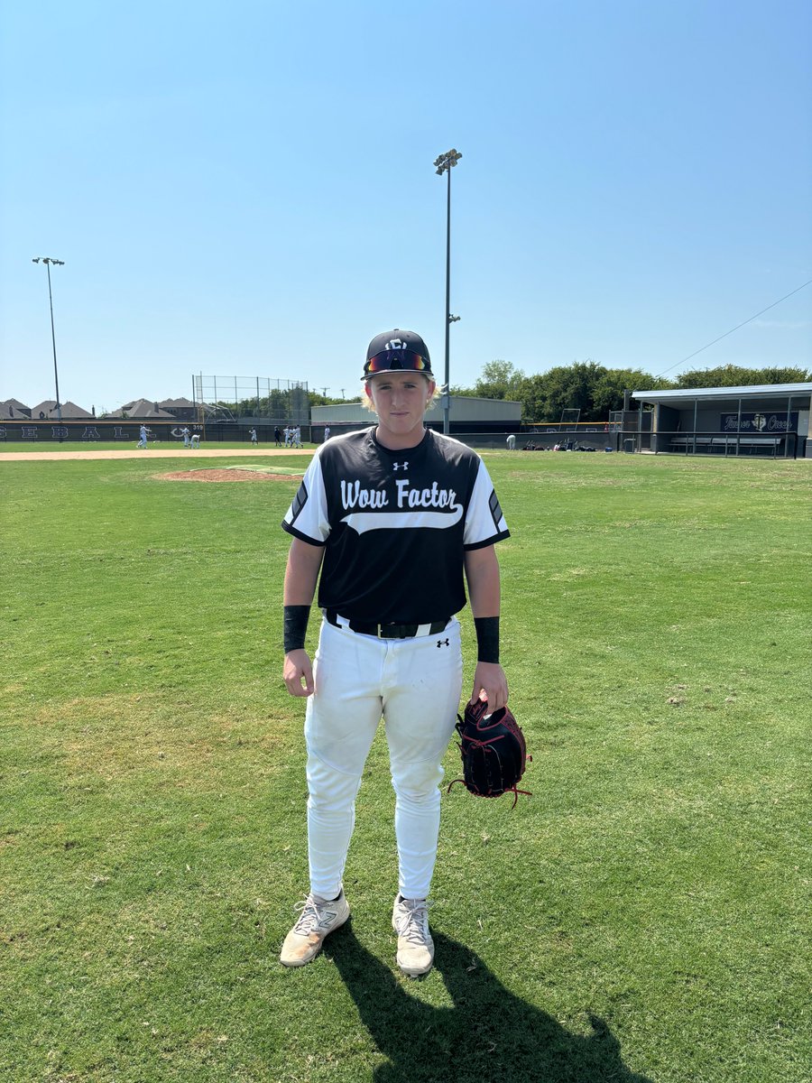 FiveToolTexas's tweet image. .@texas_scouts F: @WowFactor_DFW 2027 14, Arlington A’s Navy 1
PoG: @Ely61787309 2 IP, K, 0 H, 0 R
Hitter: @LaytonShelley2 3-4, 3 RBI, 2 R
Notable: Anthony Sarto 2-3, 3 RBI, 2 R