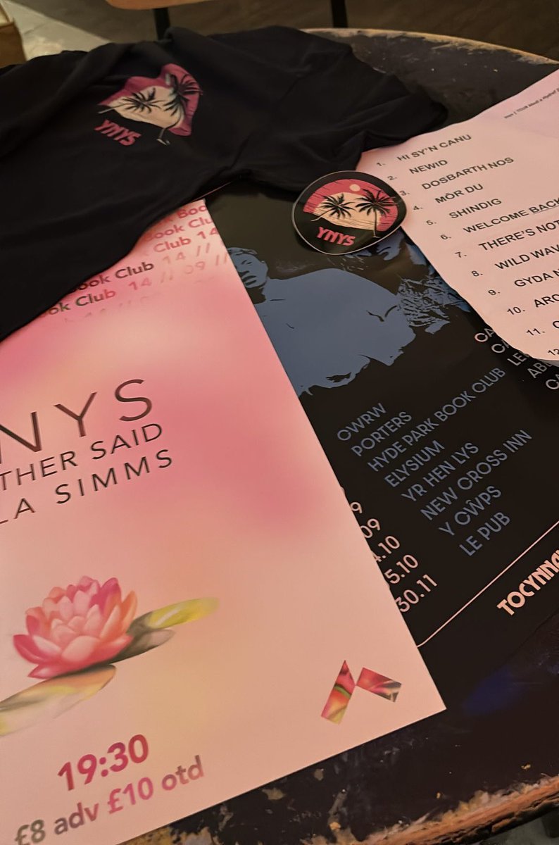 There are those that say I can be a bit over enthusiastic with my desire for gig merch. Big love to <a href="/YnysMusic/">Ynys</a> for a fantastic show at <a href="/HPBCLeeds/">Hyde Park Book Club</a> last night.