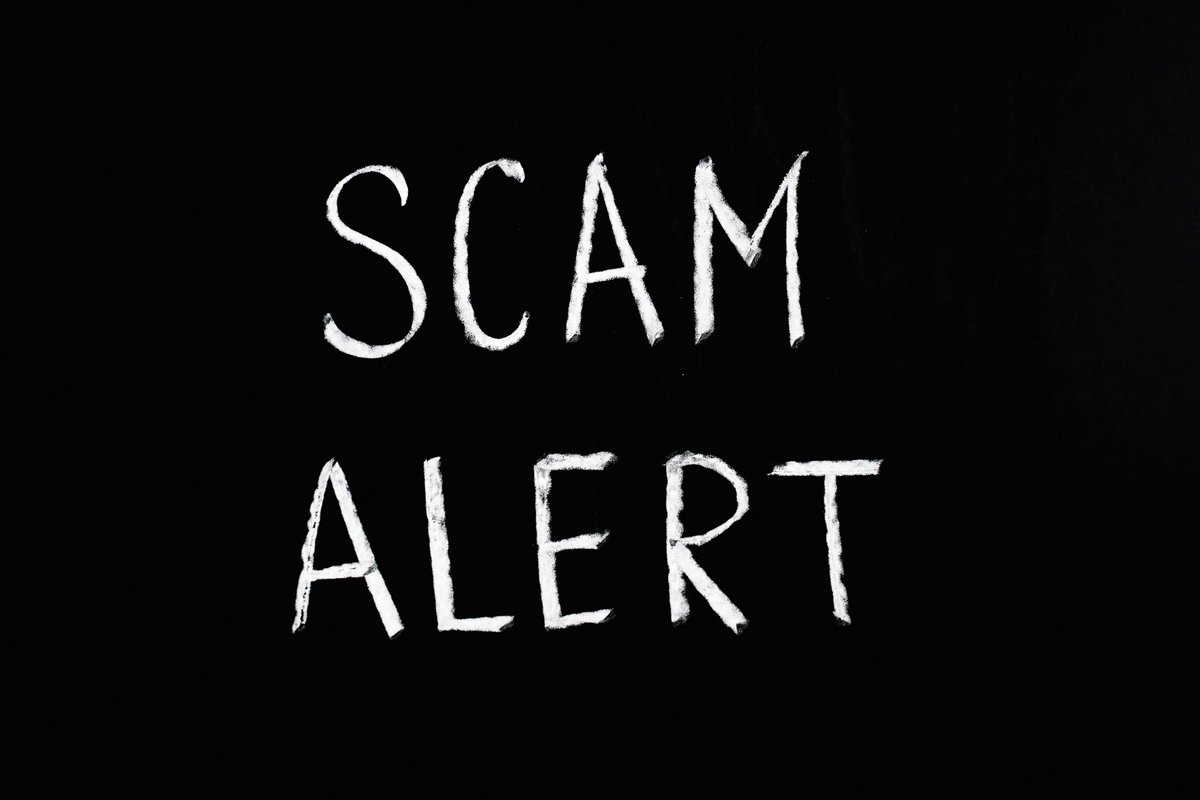 TechTalks3X's tweet image. 🔒 3 Ways to Avoid Online Scams!🛡️  
1) Verify sources—check legitimacy  
2) Avoid suspicious links & downloads  
3) Use strong passwords & enable 2FA  
Have you been scammed? Share tips! 🚫🔐 #TechTalks3 #OnlineSafety #CyberSecurity #StayProtected