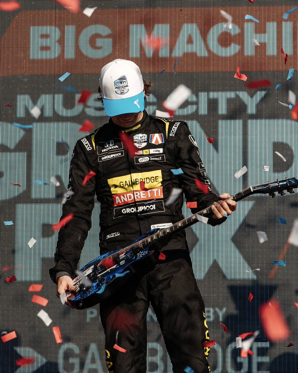 Colton’s leaving the Music City feeling like a rockstar after conquering an oval⚡️🎸🤘