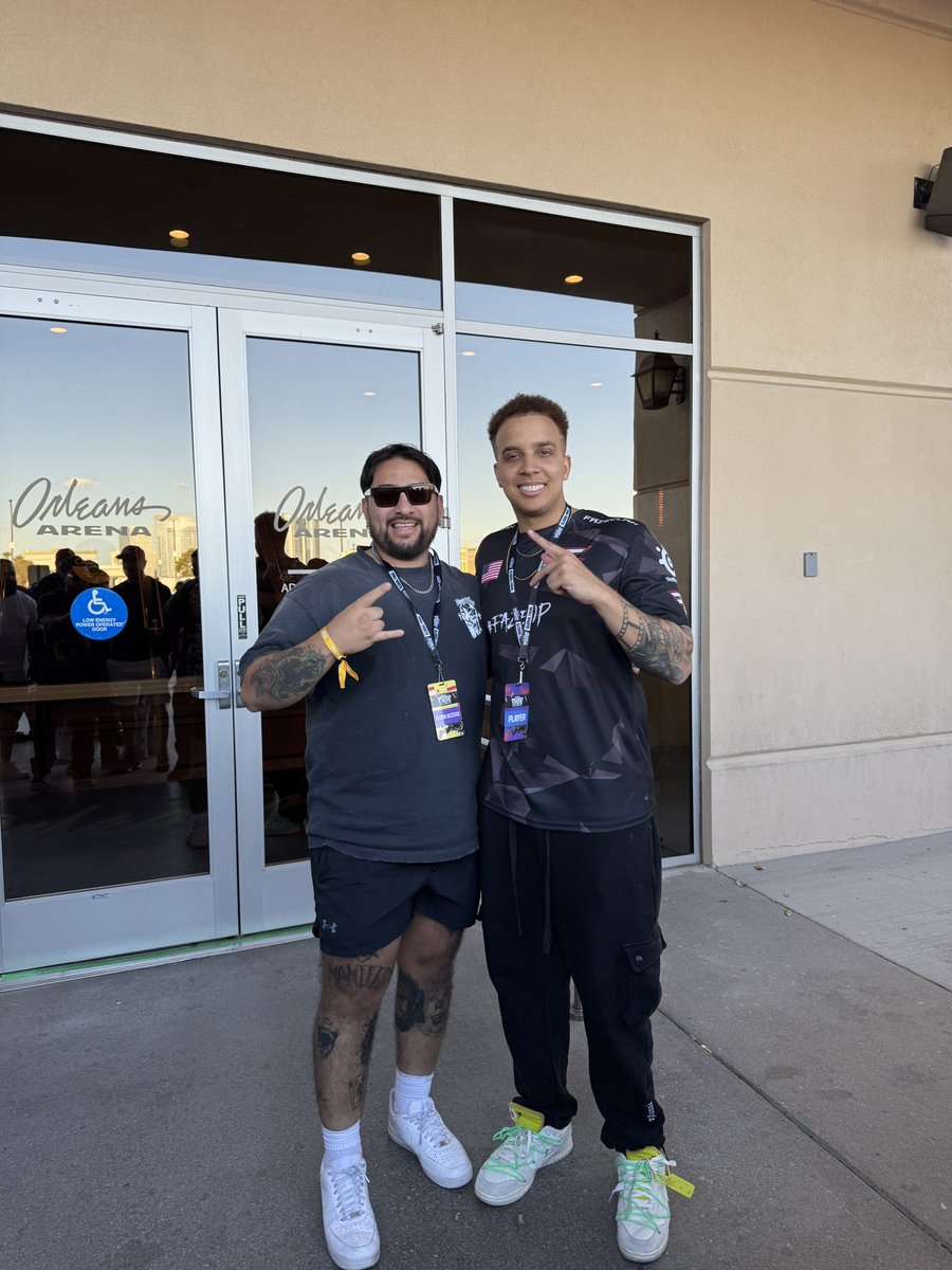 Clean_Noj's tweet image. Goats 🐐🐐🐐 @Swagg @aydan @KaleiRenay