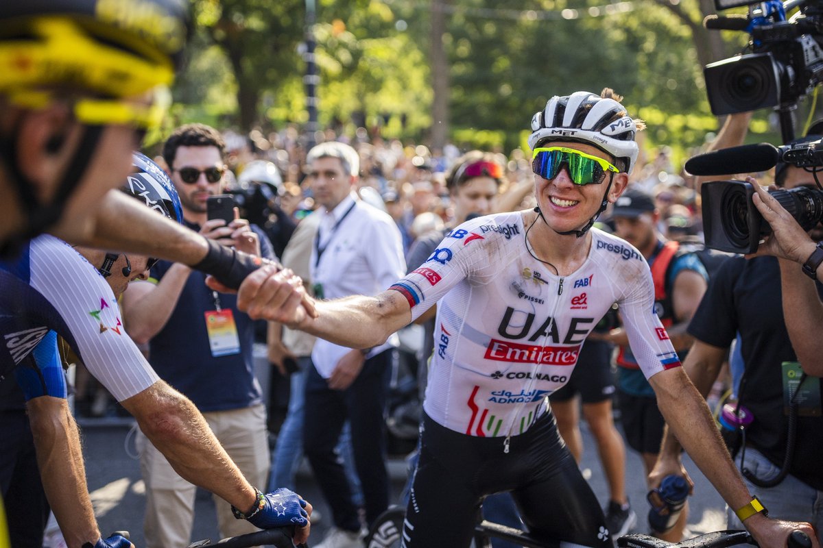 Tadej Pogačar destroys at Grand Prix Cycliste de Montréal cyclingmagazine.ca/sections/news/…