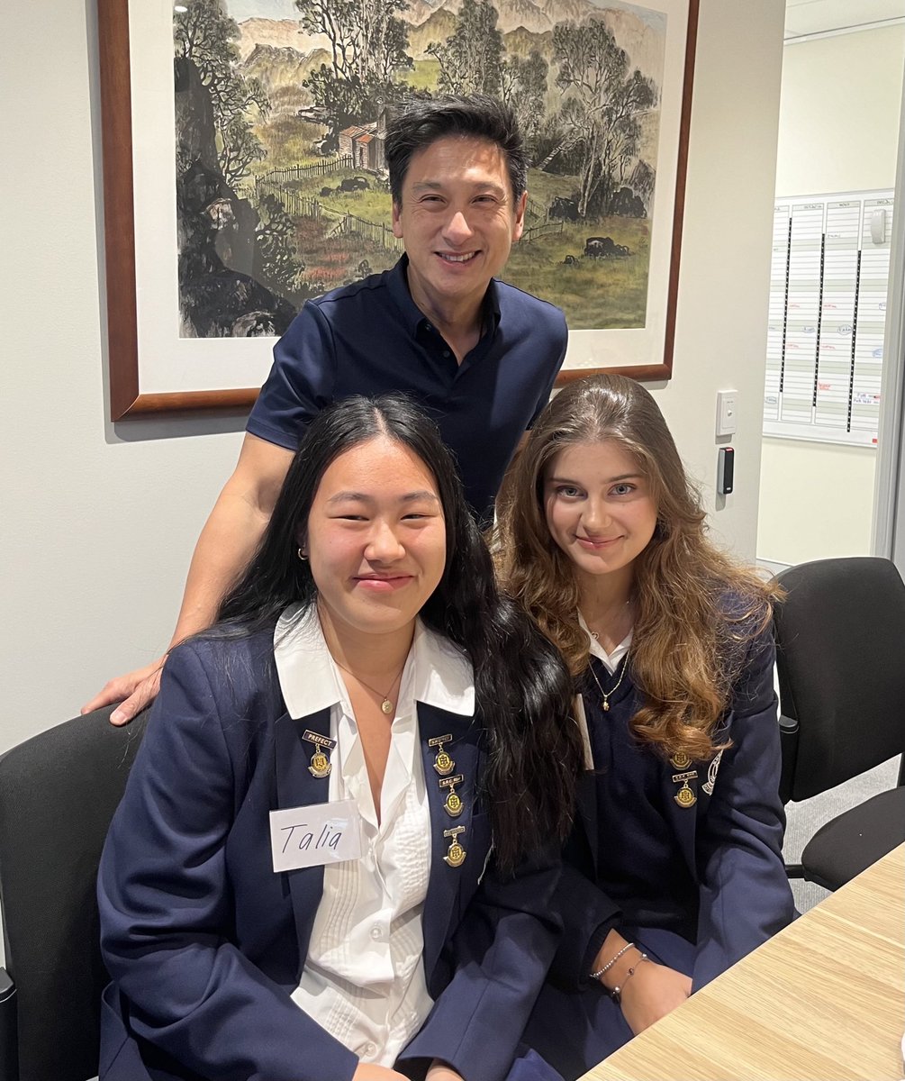 Talia and Learta, Yr 11 <a href="/burwoodghs/">Burwood Girls HS</a> were delighted to participate on the Youth Advisory Board for discussions on social media for NSW Social Media Summit <a href="/jasonyatsenli/">Jason Yat-Sen Li MP</a>