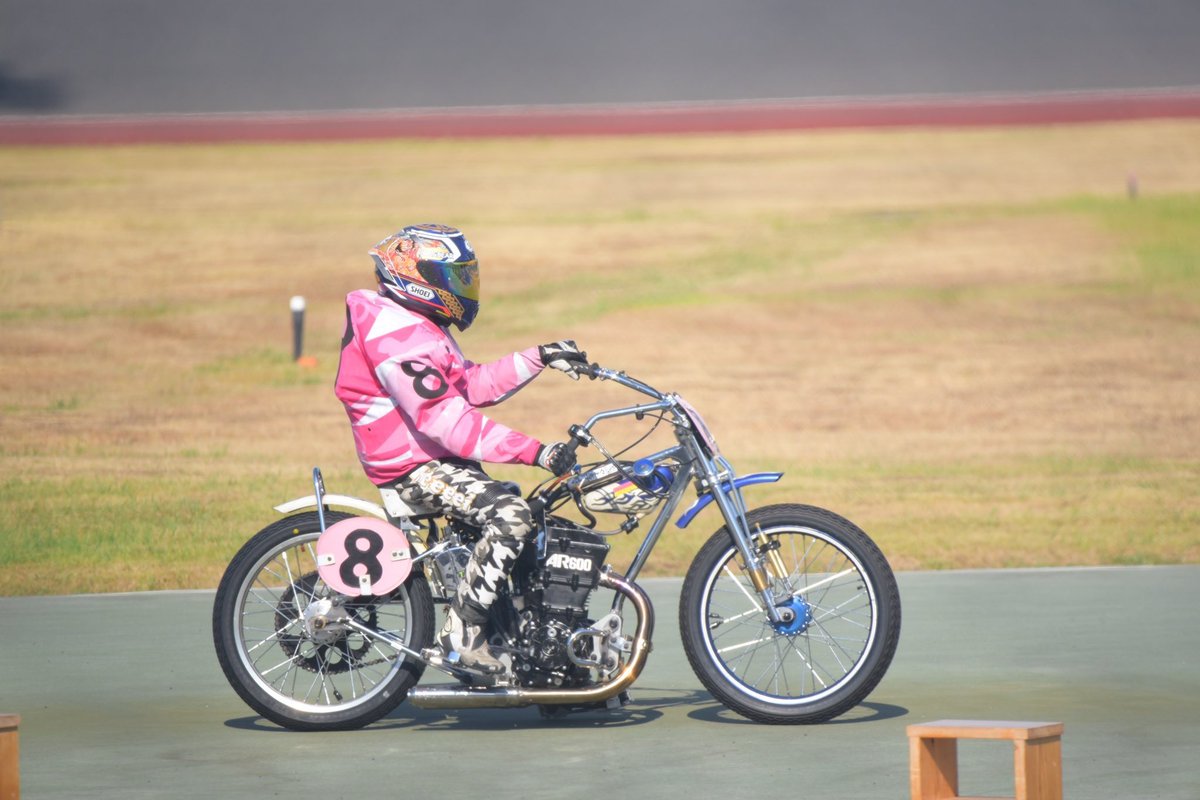 25歳になりました！
実は高宗さんと同じ誕生日で干支も同じのちょうど一回り違いです🤣
近況は最高ハンになり苦戦の連続で、まだまだ下手なレースばかりで申し訳ないです🙇🏻‍♂️
もっと速く上手く強くなれるように頑張りますので25歳にパワーアップした自分もよろしくお願いします🔥🔥