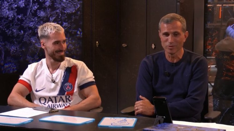 saiido_djff's tweet photo. le sourire de Pfut qui rencontre Pauleta ptdrrrrr incroyable https://t.co/wvpG24Lqs1