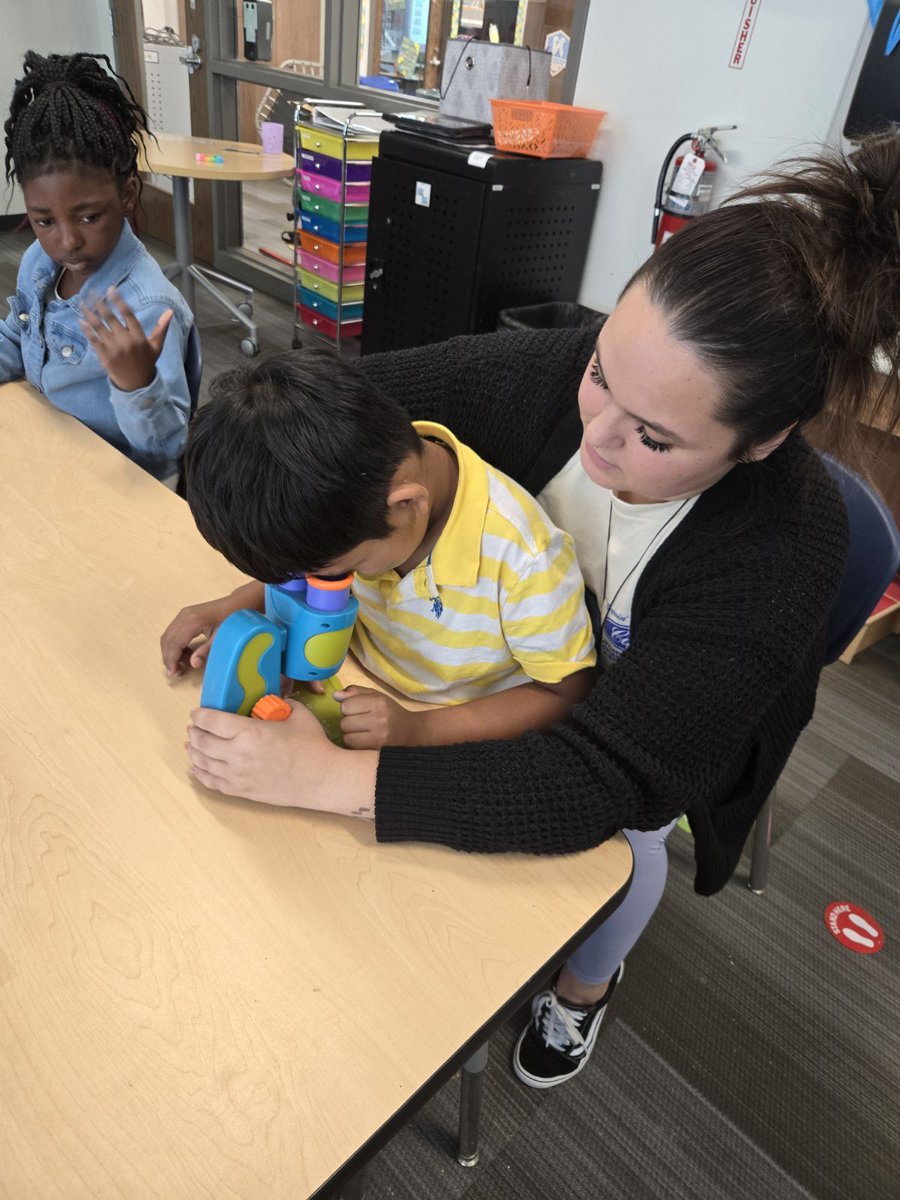 PREPRIDE's tweet image. These students have been learning about scientific observations.  During this activity, they used microscopes to observe items from nature.