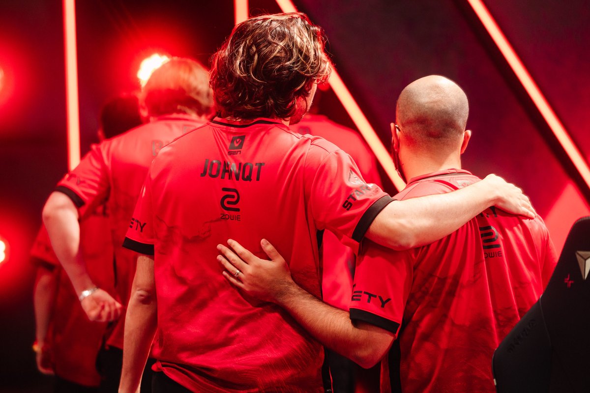 Father of Brazil, it was a pleasure to play alongside you this year ❤️.

Enjoy your well deserved retirement you already finished the game🫡.