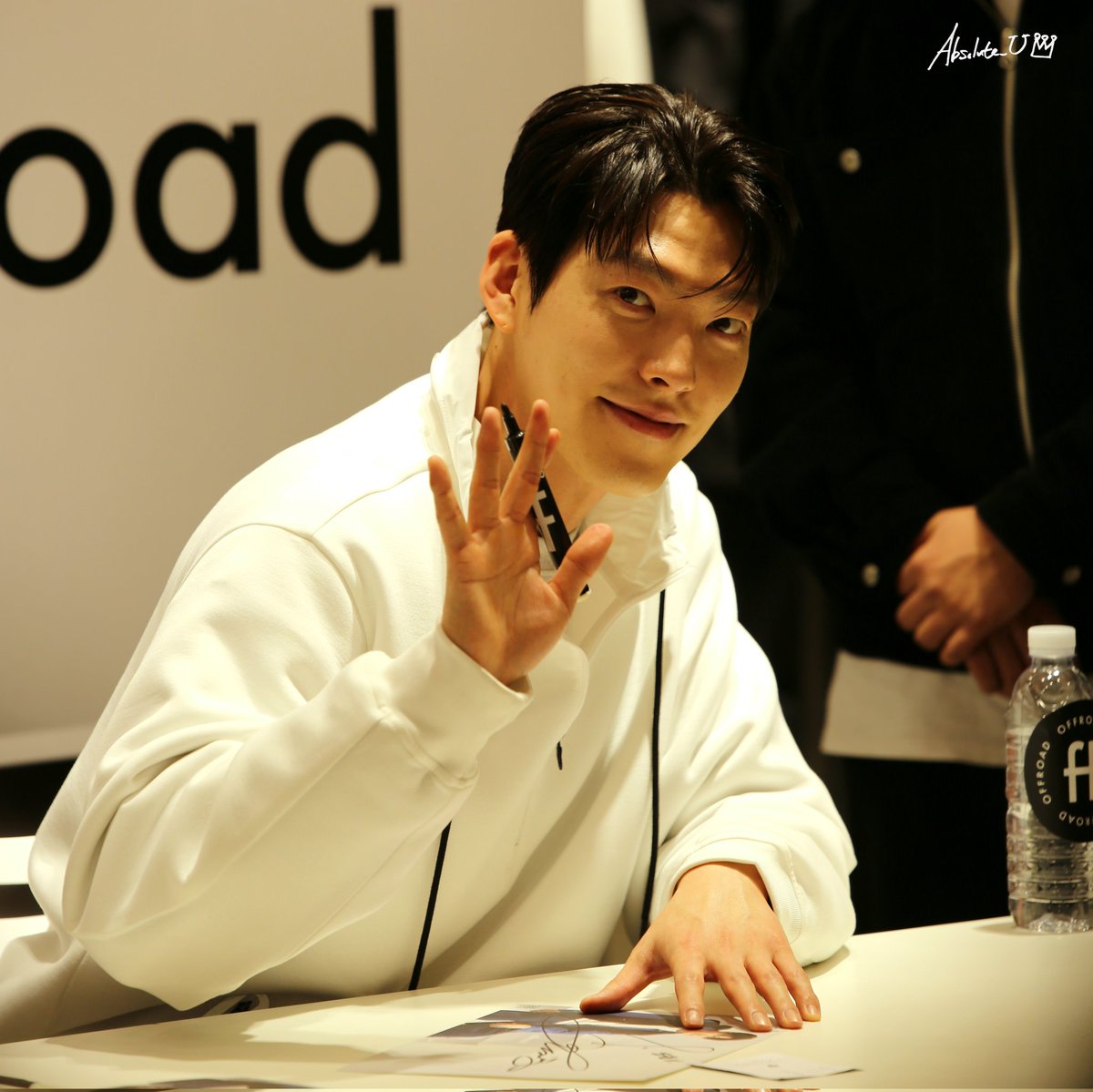 Absolute_U 앱솔유 tweet media