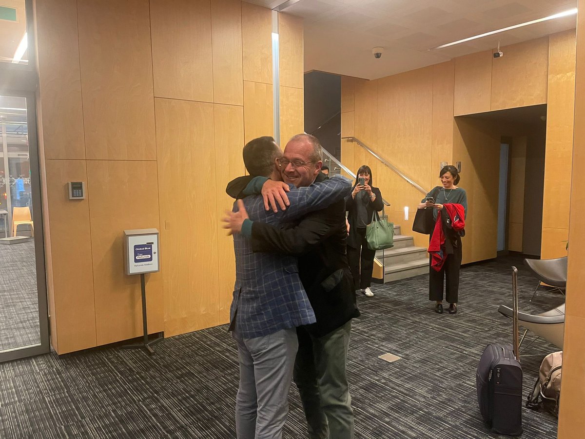 hans_kluge's tweet photo. Paldies par sirsnīgo uzņemšanu Latvijā!

Thank you for the truly warm welcome to Latvia 🇱🇻 on a Sunday night, Health Minister Hosams Abu Meri @H_AbuMeri!

A wonderful start to my week-long mission to all three Baltic countries, including Estonia 🇪🇪 and Lithuania 🇱🇹 . 

Looking forward to rich discussions on @WHO_Europe’s support to strengthening health systems across the spectrum - as we take stock of significant progress made on various fronts along with the challenges that must be tackled going forward. 

#HealthForAll