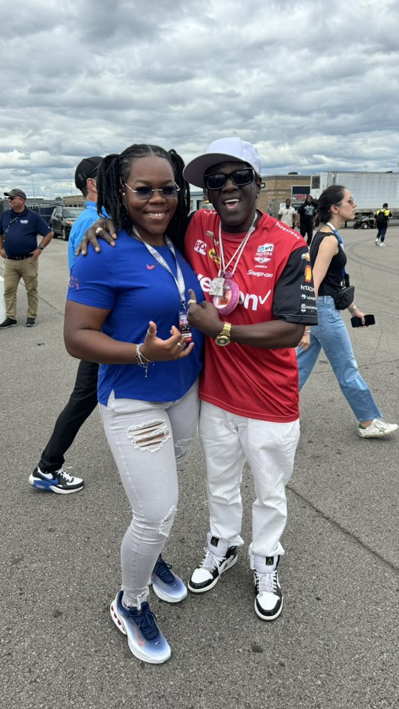 Veronica™⚓️ tweet media