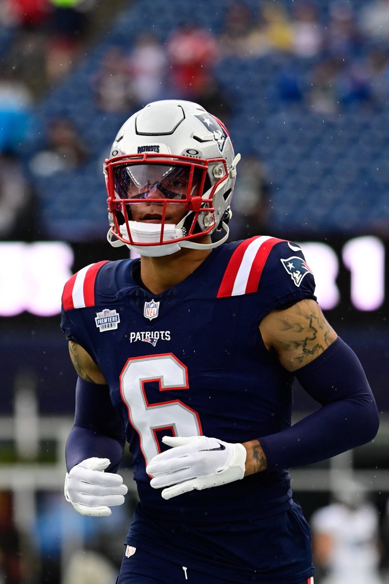 MLFootball (@_mlfootball) on Twitter photo 🚨THE BEST CORNERBACK IN THE #NFL🚨
#Patriots 2nd year Christian Gonzalez has locked down in man 7 of the #NFL’s best receivers
AJ Brown
Devonte Smith
Tyreek Hill
Jaylen Waddle
Garrett Wilson
Ja'Marr Chase
DK Metcalf
17 CATCHES, 148 TOTAL YARDS ALLOWED
🐐
(via <a href="/DomGonzo12/">El Capitãn</a>) 🚨THE BEST CORNERBACK IN THE #NFL🚨
#Patriots 2nd year Christian Gonzalez has locked down in man 7 of the #NFL’s best receivers
AJ Brown
Devonte Smith
Tyreek Hill
Jaylen Waddle
Garrett Wilson
Ja'Marr Chase
DK Metcalf
17 CATCHES, 148 TOTAL YARDS ALLOWED
🐐
(via <a href="/DomGonzo12/">El Capitãn</a>)