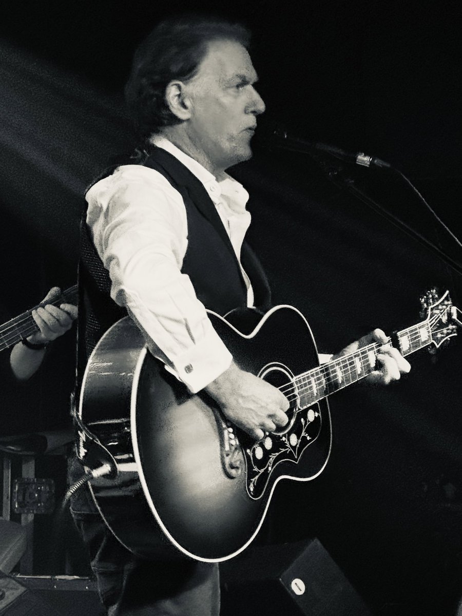 alistairdick01's tweet photo. Finally saw @thebathersoffi1 live -
worth the 35 year wait! https://t.co/8sORTEMWVY