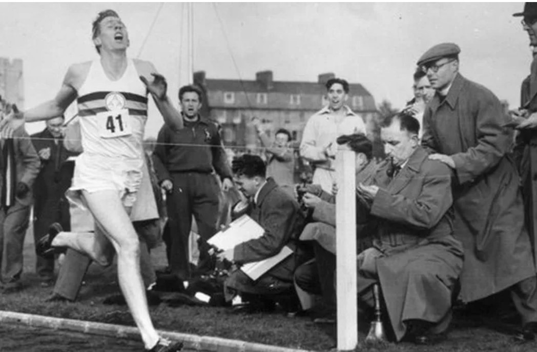 We reopen Dr. Roger Bannister's memoir of an ordinary day--until he ran a sub-4 minute mile!
6:15 pm et
3:15 pm pt