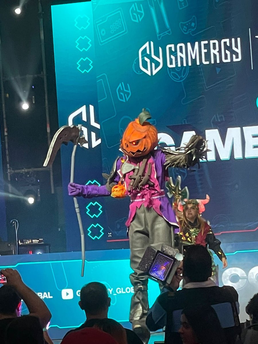 MiryAyala's tweet image. Hoy competimos en el Gamery en su primera edición en Panamá! Y el @Zeybelin1 quedo de tercer lugar!!!🥳🥳🥳 #Fiddlesticks #Lol