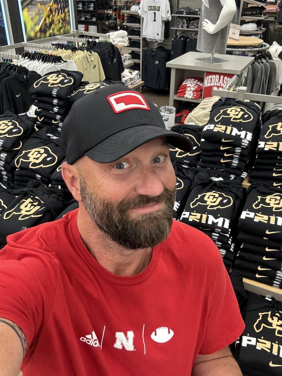 God, I love living in Colorado!!!! #GBR #Huskers #Scheels